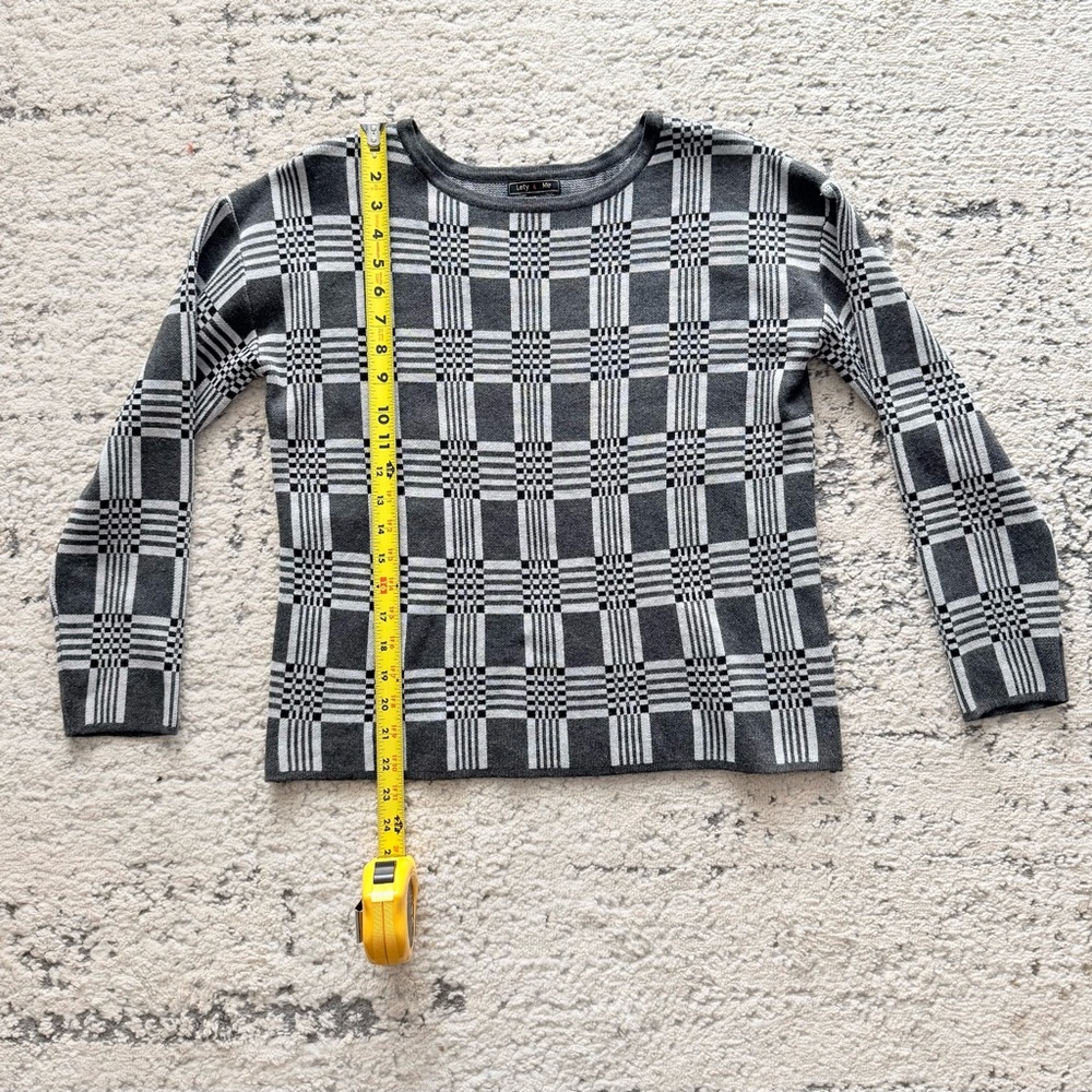 NWOT- Lety & Me Plaid/Geo Pattern Long Sleeve Sweater Sz Petite Med - Picture 10 of 10